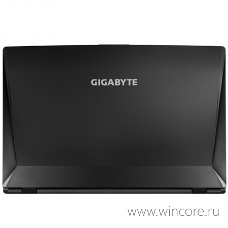 Gigabyte P2742G — мощный игровой ноутбук под управлением Windows 8 Pro