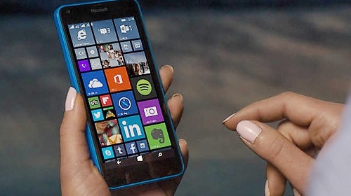 Microsoft Lumia 640 3G Dual Sim поступил в продажу в России