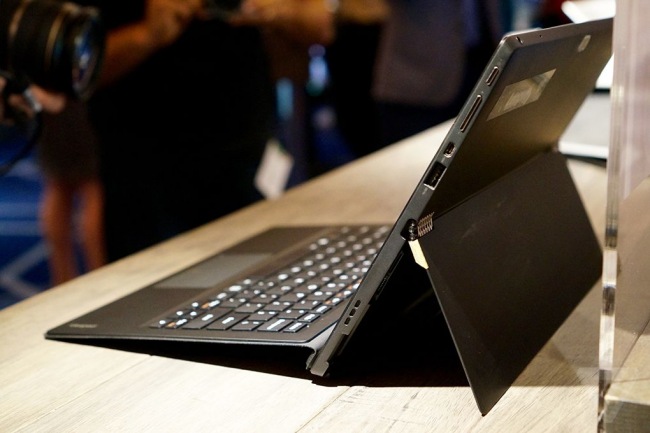 Lenovo     Surface