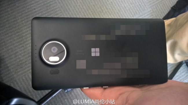 Ещё несколько фотографий Lumia 950 и 950 XL
