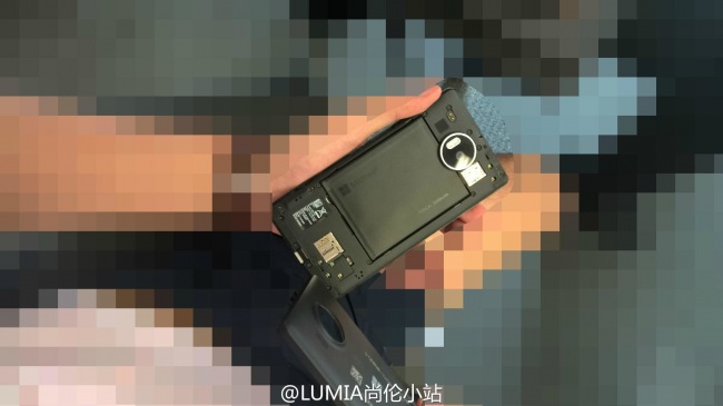 Ещё несколько фотографий Lumia 950 и 950 XL