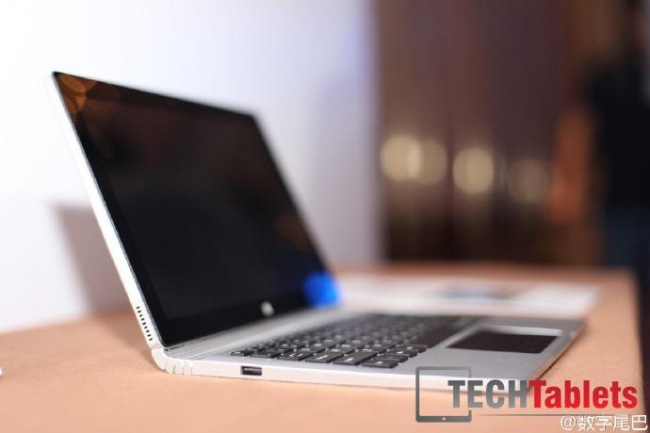 Onda oBook11 Pro    Surface Book