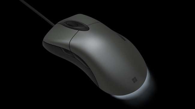 Surface Precision Mouse — отличная мышь для трёх компьютеров сразу