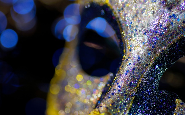Mardi Gras Masks — блеск и очарование карнавала