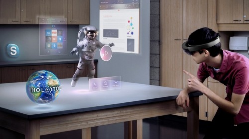 HoloLens 2    