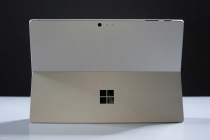 В сети появился первый обзор Surface Pro 6