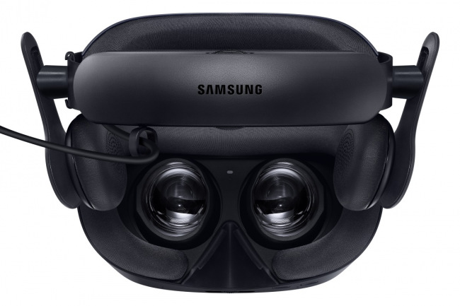 Samsung HMD Odyssey+ — улучшенная версия шлема Смешанной реальности Windows