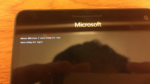  Lumia  Debian Linux