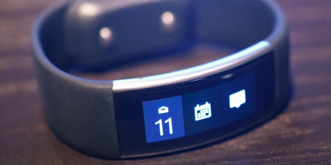   Microsoft     Band