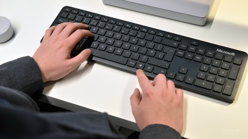 Microsoft Bluetooth Keyboard       ,   Office