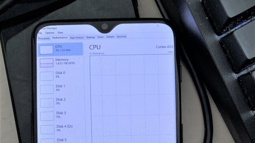 Windows 10 �������� �� OnePlus 6T
